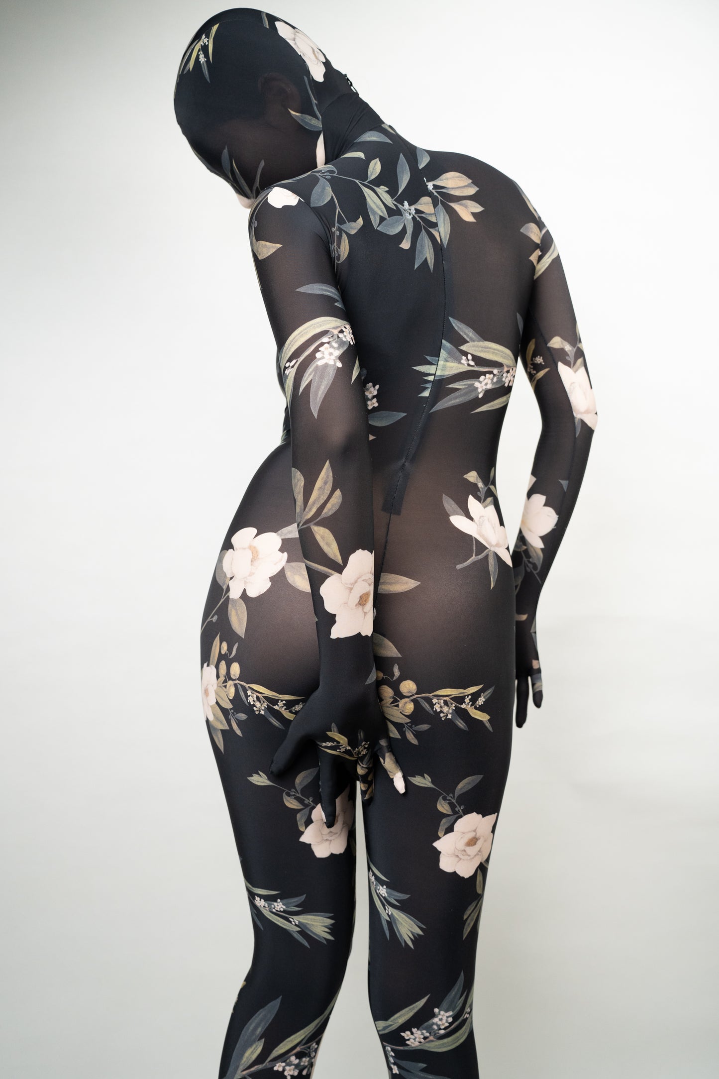 Yulan bodysuit zentai
