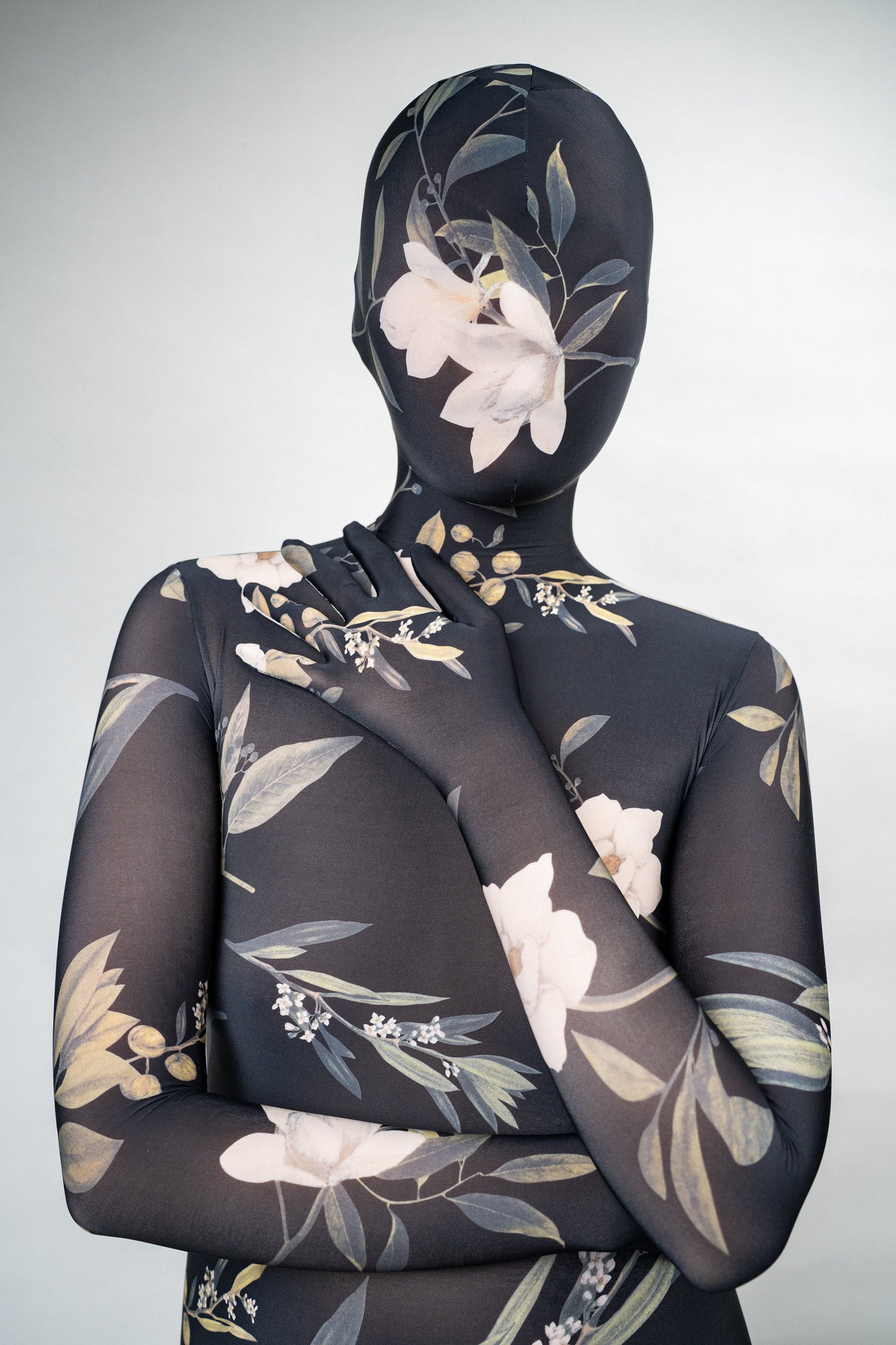 Yulan bodysuit zentai